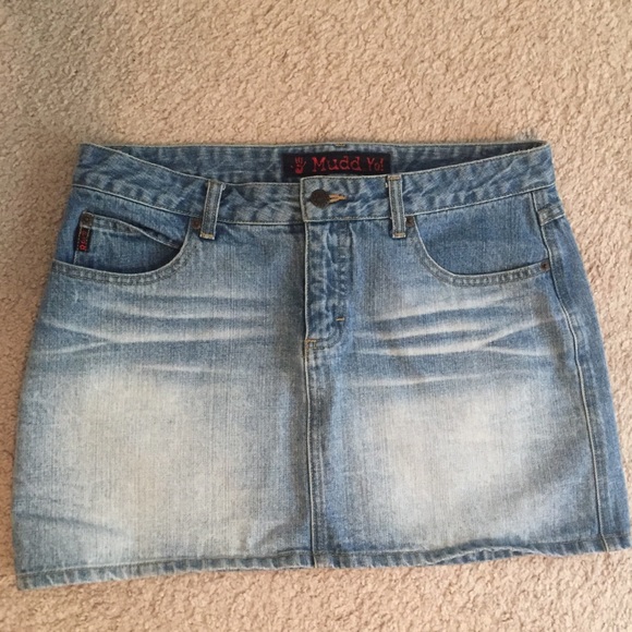 Blue jean skirt. Mud brand. Size 11 - Picture 2 of 6